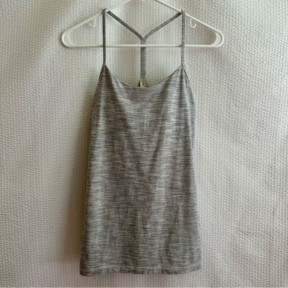 LULULEMON Power Y Tank Size 6 Wee Are From Space Gray Cream Built In Bra Yoga